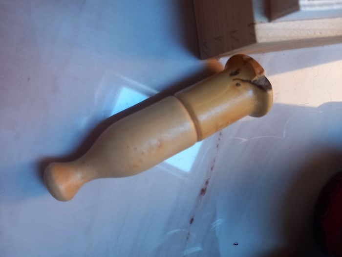 4 bird whistles, lovely gift, as new, D18 post 8e
