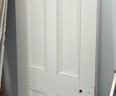 Free door