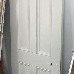 Free door