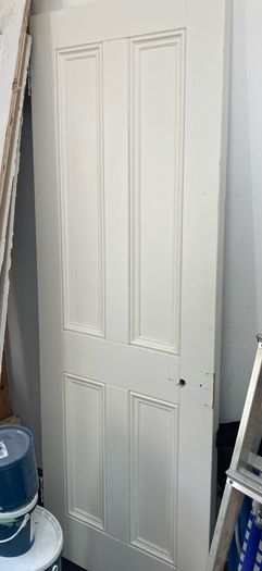 Free door