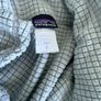 Patagonia men L warm top Image 2