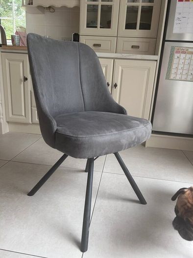Dining room chairs x5