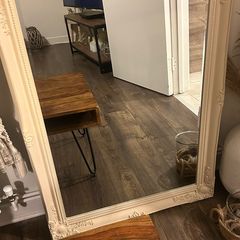 Cream mirror