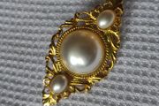 brooch