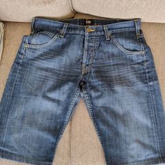 LEE cotton denim shorts unisex 34 inch waist in very good condition see last three photos for exact measurements FREE STANDARD POSTAGE INCLUDED