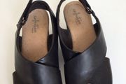 Clarks Ladies Black Leather Wedge Sandals Size 5.5 D