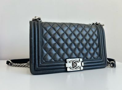 Crossbody or shoulder bag