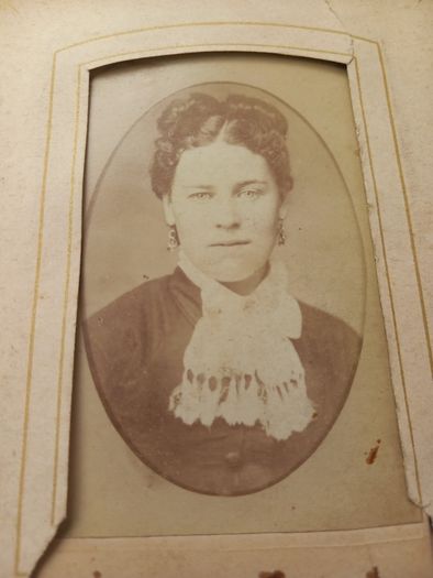 1880s album for photography, antique, D18 post 8e