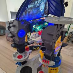 Dc Super Friends Batman Playset Super Surround Batcave + Lights + 200 Sounds