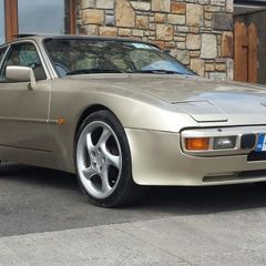 porsche 944