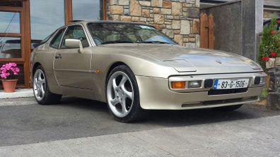 porsche 944