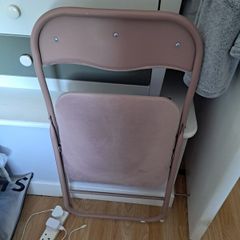 Pink fold up chair
