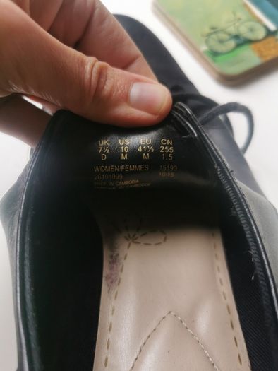 Oxford shoes