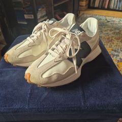 New Balance Womens 327 - White & Black Size 6.5 Uk 40 Eu