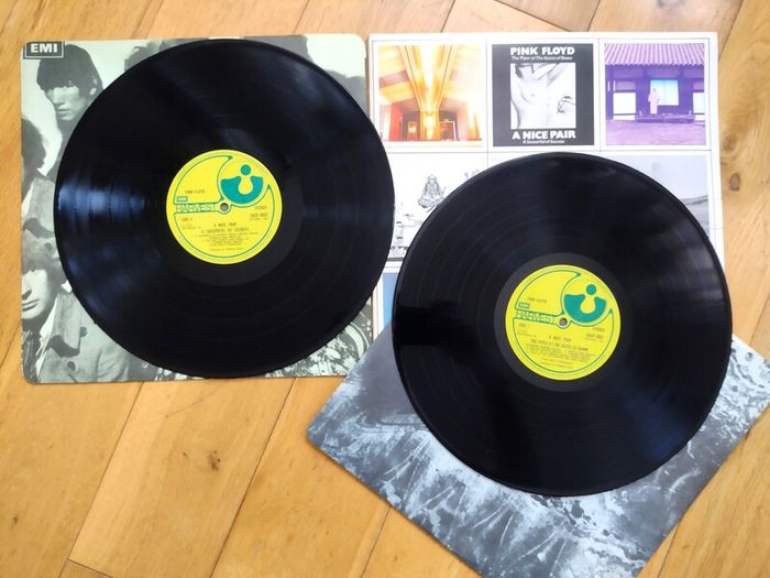 Pink Floyd''A Nice Pair''2Lp.Original Press 70's.Near Mint condition.