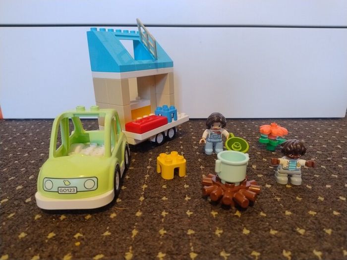 Lego Duplo Family House on Wheels 10986