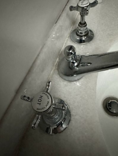 2 Sets of Bristan 1901 Bathroom Taps