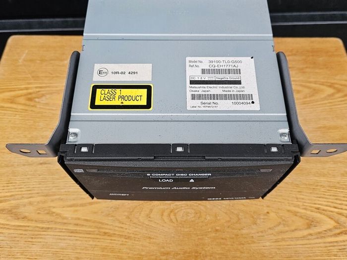 Honda Accord 8 6 disc cd changer