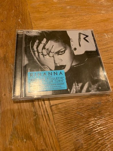 Rihanna - Rated R