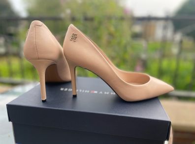 Hilfiger high heel shoes