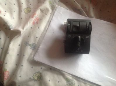 2002-2008 Opel/Vauxhall Corsa headlamp/fog switch