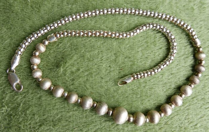 Vintage, Women's Sterling Silver 925 Bead Necklace. length 18,5" - 23,9g
