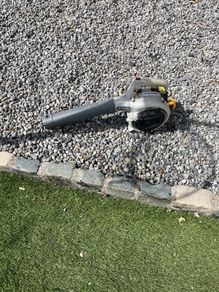 Leaf blower