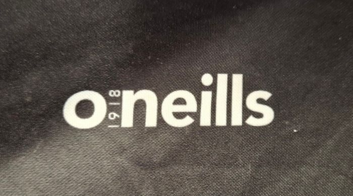 (Tight Fit) Clare GAA Player Worn O'Neills Hurling/Gaelic Football Jersey (Adult Medium) FREE POST