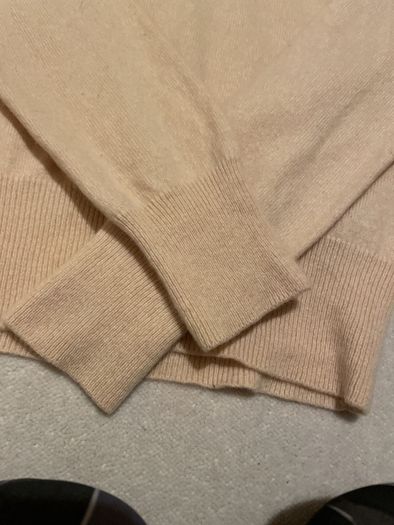 Blush pink V neck cashmere jumper