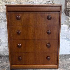 Vintage Chest Of Drawers