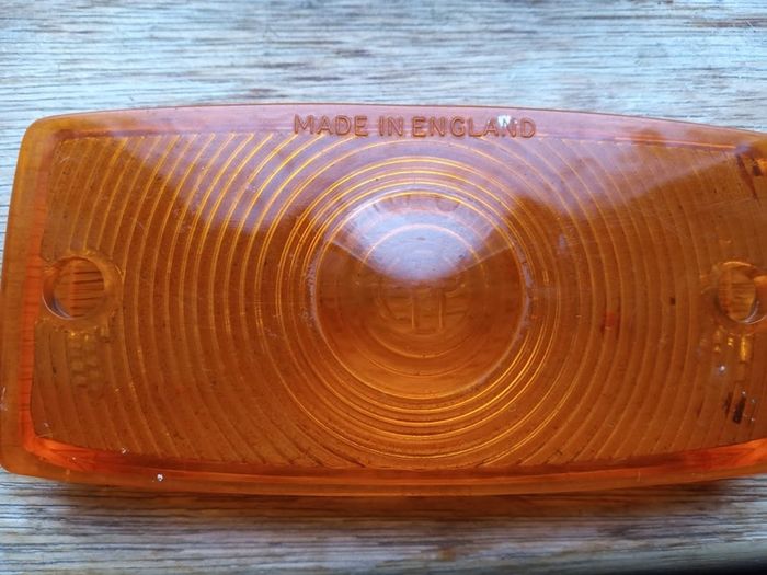 Amber lens for classic car