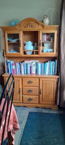 Sideboard display unit