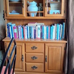 Sideboard display unit