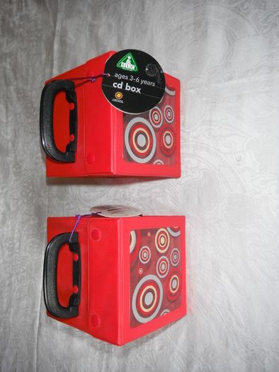 Childrens CD case, BNWT