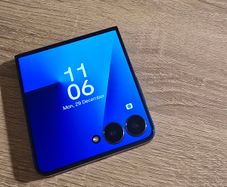 Samsung Flip 7 USED for 3 weeks