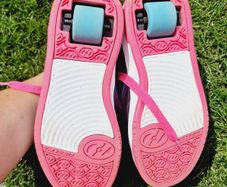 heelys