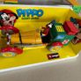 Disney Burago Goofy & Donald Duck 1/18 Image 5