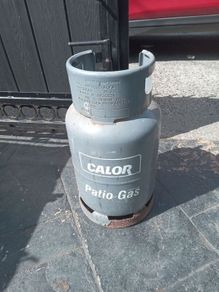 Patio gas bottle (full)