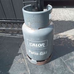 Patio gas bottle (full)