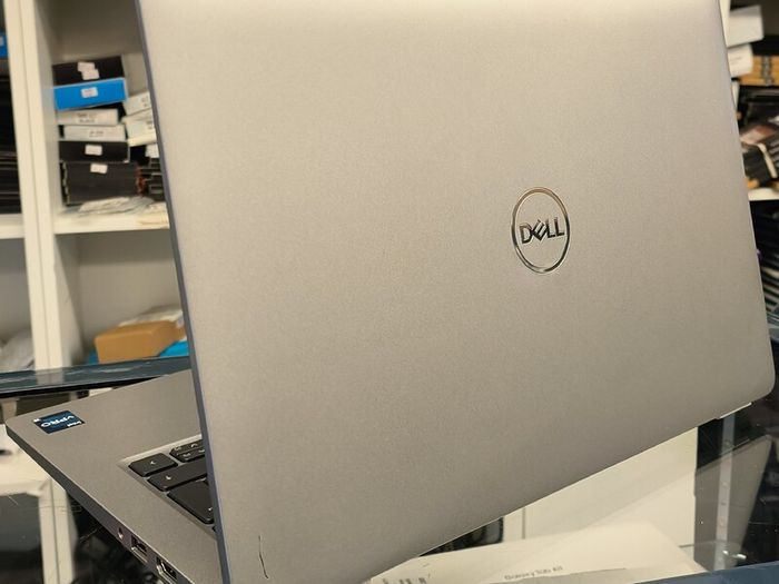 Dell Latitude 5440 14" Intel Core i5-1345U (13th Gen) 16GB 500GB SSD Windows 11 Pro Grey