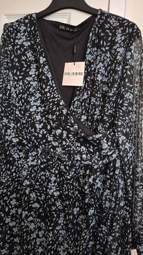 Girl In Mind Dress Size Uk 18 (nwt)