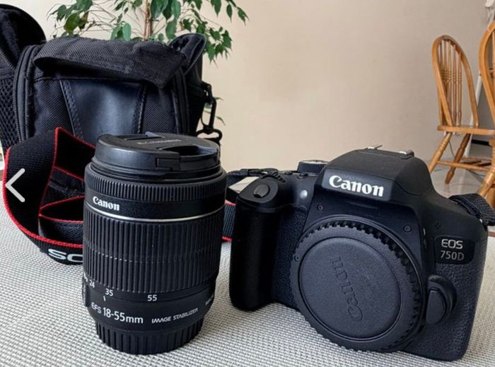 Canon EOS 750D Digital SLR Camera + 18-55 mm Lens + 16GB Memory Card + Waterproof Case
