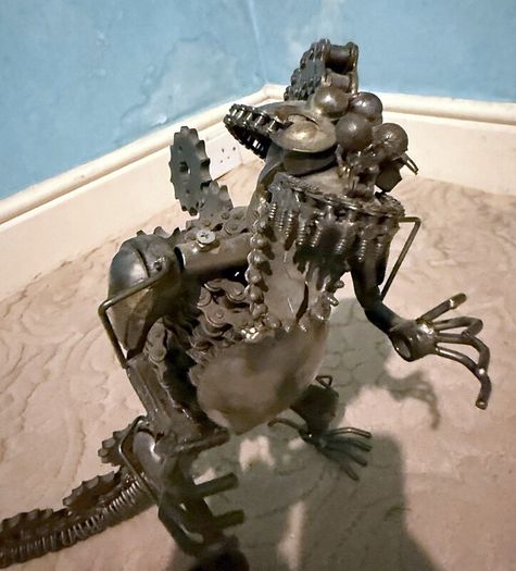 Large Handmade Scrap Metal Dinosaur Dragon Sculpture, 45cm, Recycled Steampunk Art