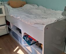 Bed  - Mid-sleeper