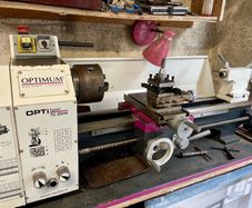 Optimum tu2506 lathe