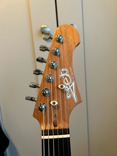 Fender Pickups Jet JS400 Stratocaster guitar with loads of upgrade