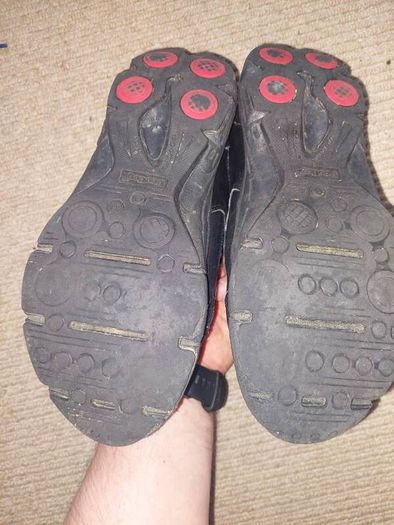 Boys shoes