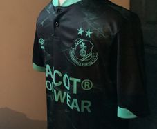 Shamrock Rovers jersey
