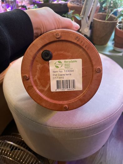 Plant pot (self-watering )