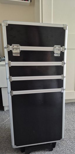 makeup travel case